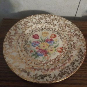 8" Sandwich Salad Plate "Old English Sampler" H&K